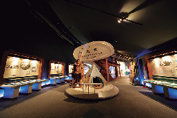 白瀬南極探検隊記念館