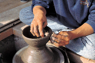 湖南市伝統工芸会館