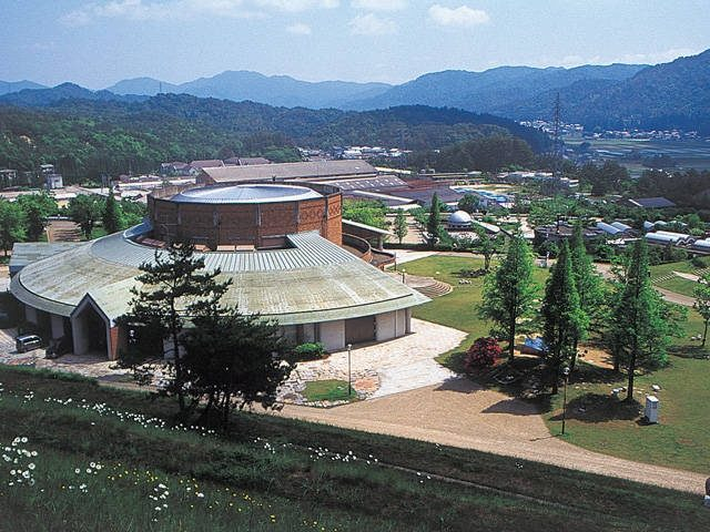 滋賀県立陶芸の森