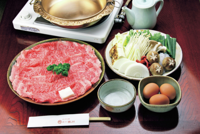 【定番の近江牛】自家牧場でおいしさ管理「まるたけ近江西川」