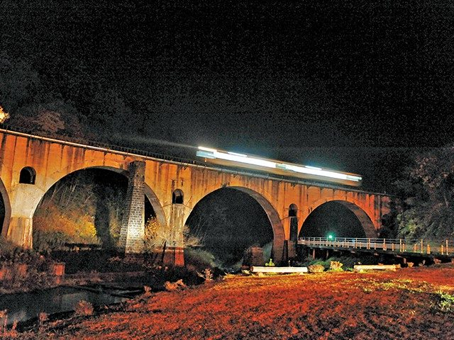 日没後のライトアップ