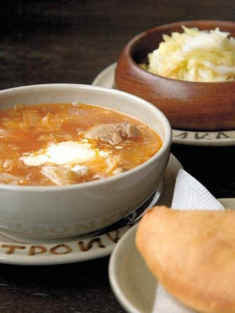 【北上×グルメ】本格ロシア料理を堪能「トロイカ」