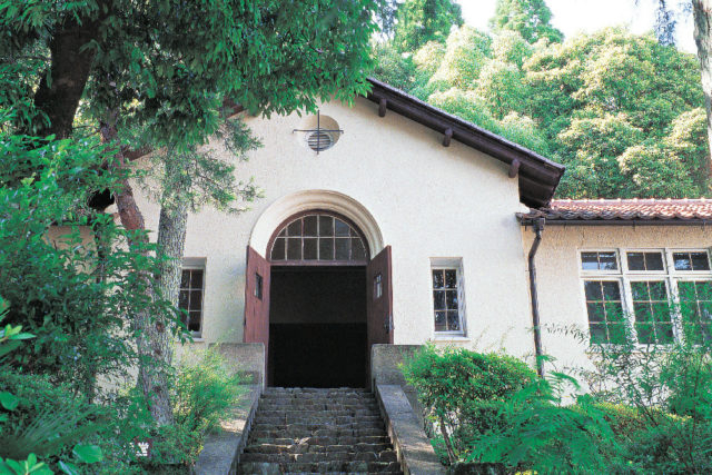 【近江八幡】ヴォーリズ建築の特色①アーチ形の様式