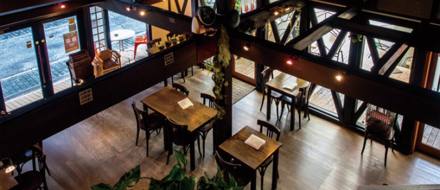 【黒壁スクエアのカフェ】黒壁十八號館 96CAFÉ