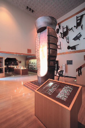 奥州市伝統産業会館奥州南部鉄器館