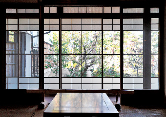 座敷