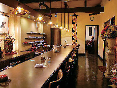 珈琲茶房 華なり