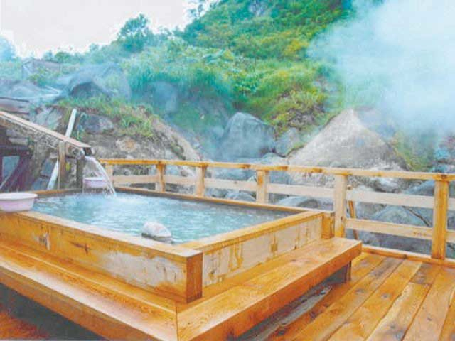 【八幡平の秘湯 立ち寄り湯】源泉・秘湯の宿ふけの湯