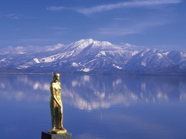 【1泊2日の秋田観光モデルコース 田沢湖エリア】さわやかドライブ「田沢湖」