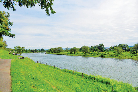 【花巻観光×宮沢賢治ゆかりのスポット】賢治が歩いた散歩コース「イギリス海岸」