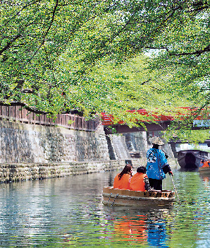 水の都おおがきたらい舟