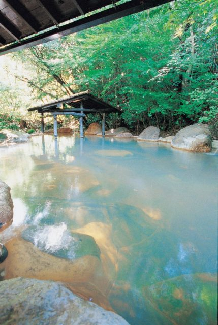 【熊本・黒川温泉×露天風呂】旅館 山河