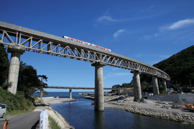 絶景ポイント②安家川橋梁