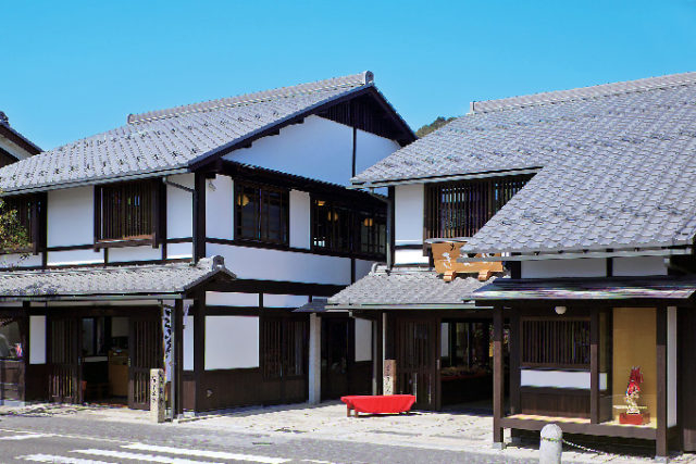 八幡堀 石畳の小路