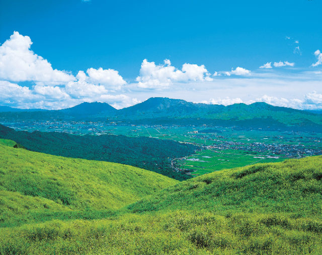 阿蘇五岳は兄弟?