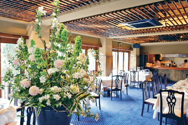 川原町の古い町並み|川原町倶楽部 ラ・ルーナ ピエーナ【グルメスポット】