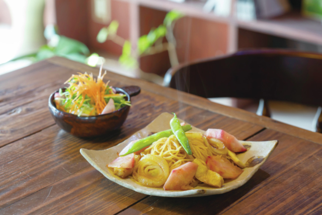 【信楽×ランチ&カフェ】古民家の居心地良い空間で旬野菜たっぷりのランチを「Cafe あわいさ」