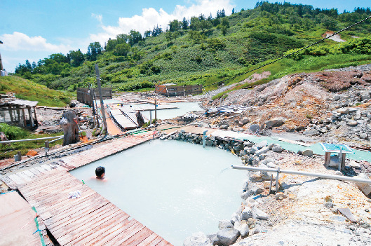 【八幡平の秘湯】彩雲荘