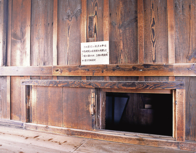 【彦根城×モデルコース】6.多彩な破風で魅せる三層三階の美しさ「天守」<国宝>