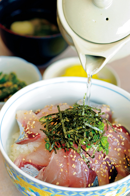 【足摺でおすすめの海鮮グルメスポット】足摺黒潮市場