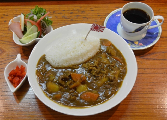 【舞鶴ご当地グルメ×まいづる海自カレー】お食事処 弁天
