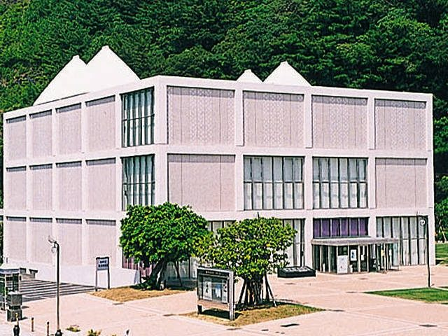 【奄美大島の観光スポット】奄美市立奄美博物館