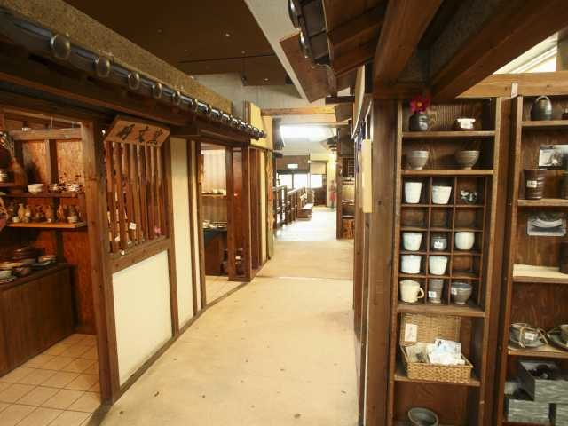 【篠山×城下町観光】伝統の“丹波焼”に注目「丹波伝統工芸公園 立杭陶の郷」