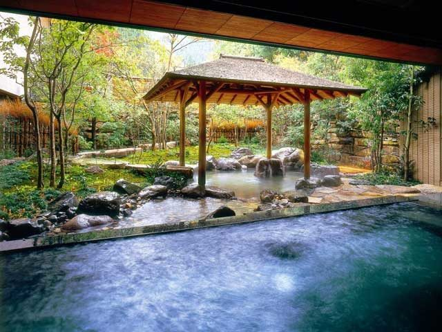 西村屋 ホテル 招月庭