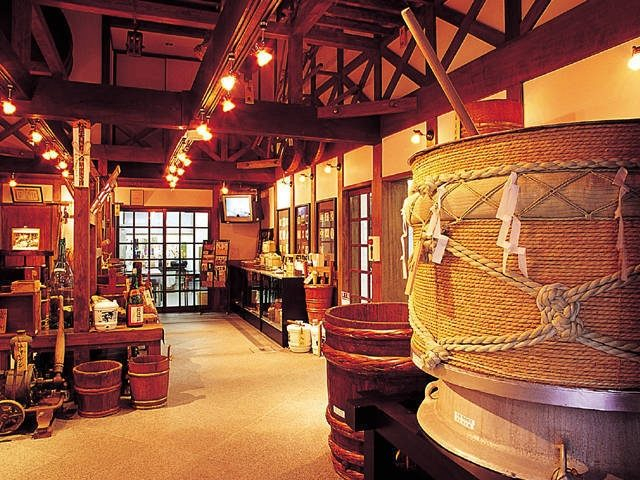 酒の匠たちの歴史を学ぶ「杜氏館」