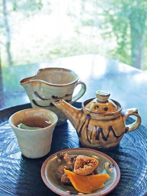 【篠山×城下町観光】岩茶の深い香りでリラックス「岩茶房丹波ことり」