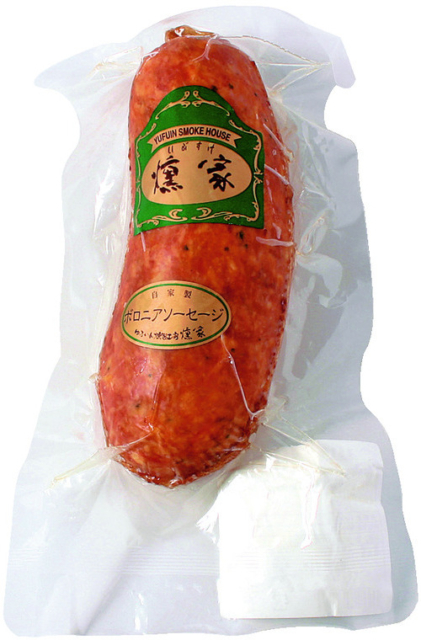 【湯布院の人気お土産】チーズとスパイスが効いたソーセージ「粒チーズ入りボロニアソーセージ」