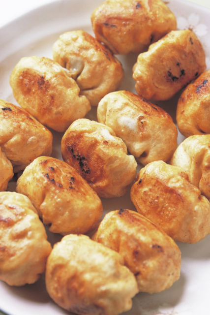 ホワイト餃子が人気「餃子会館」