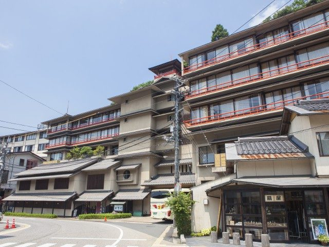 三朝薬師の湯 万翆楼