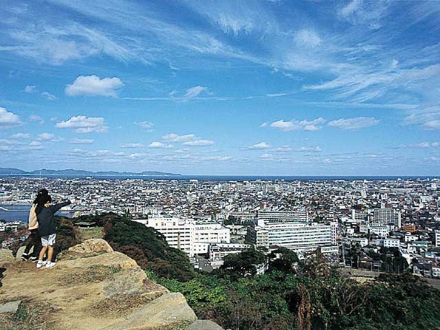 【米子の観光ナビ】米子城跡