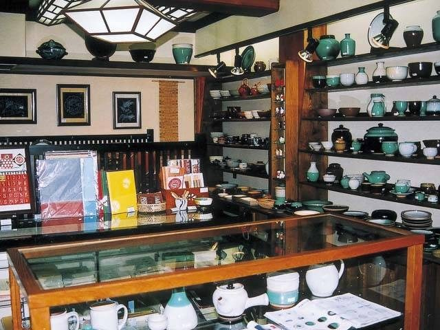 鳥取のおすすめ民芸スポット2.鳥取たくみ工芸店
