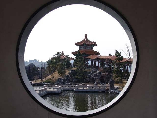 【東郷湖のおすすめ観光スポット】中国歴代皇帝の理想郷が現代に「中国庭園 燕趙園」