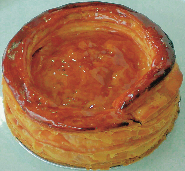 リンゴの甘さを生かしたパイ「アップルパイ」