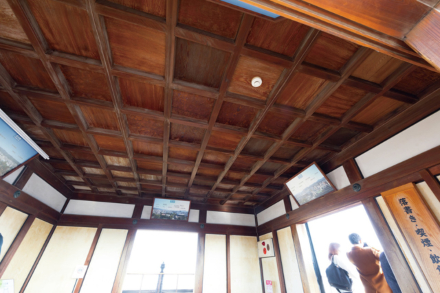 ⑥天守 <重要文化財>