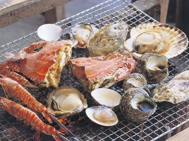 <ココで買える!>竹崎カニと多彩なミカンが目玉「道の駅 太良」