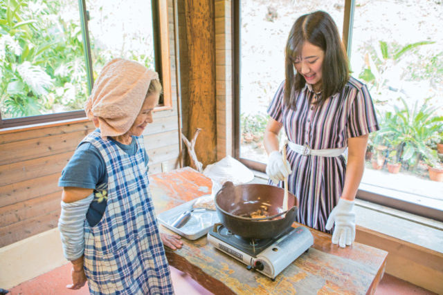 1.黒糖を溶かす