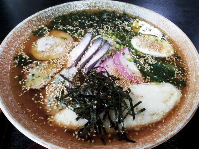 【宮之浦周辺×グルメ】コシのある手打ち麺を楽しむ「楓庵」