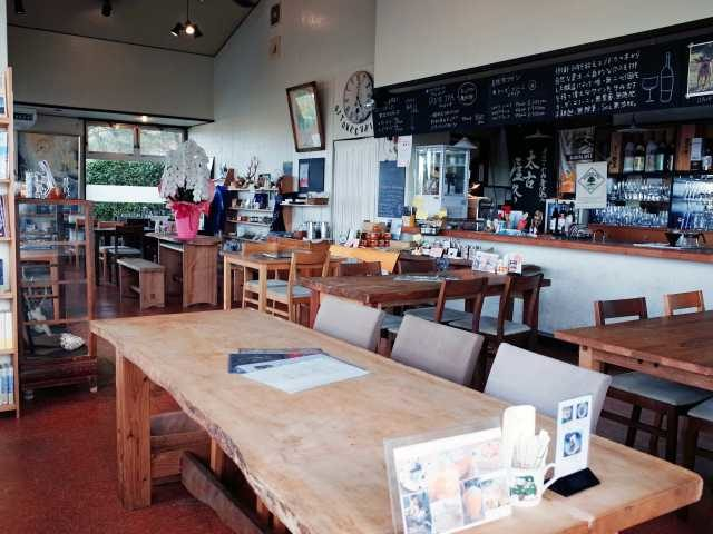 【屋久島ランチの店】Restaurant and Wine Bar ヒトメクリ.