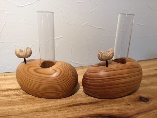 木の芽一輪挿し