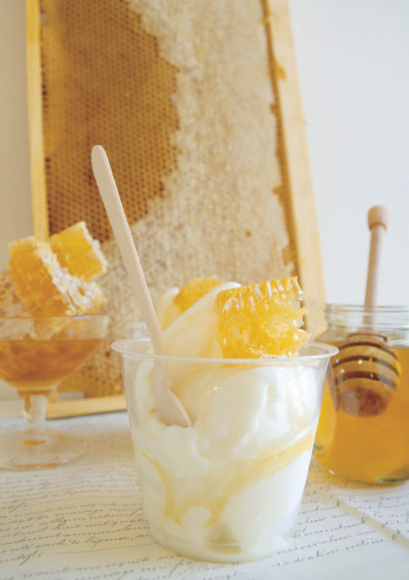 自家製巣蜜使用の天然はちみつが自慢「Royal Merry」