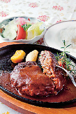 12:00 伊万里牛ハンバーグランチ