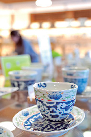 13:40 有田焼ショッピング