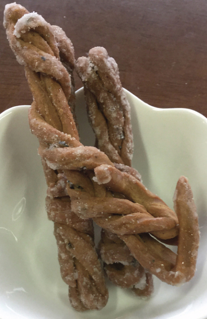 さくっと軽い昔ながらの伝統菓子「妖精の樹」