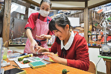 1 パーツを選んだら土台に色付け