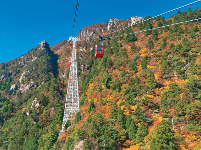 【湯の山温泉の観光スポット】御在所ロープウエイ