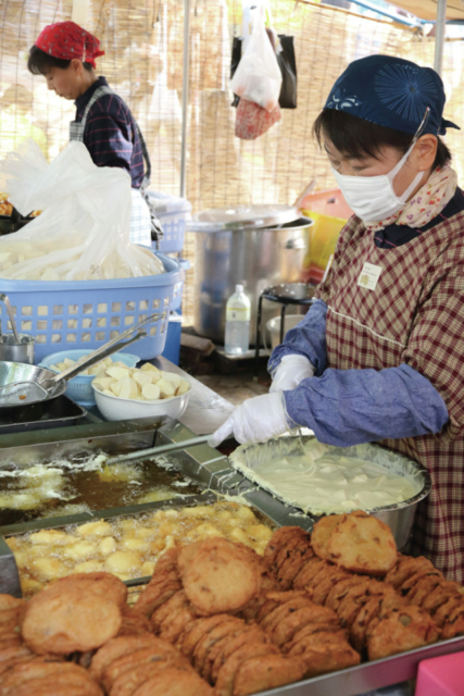 日曜市露店の様子